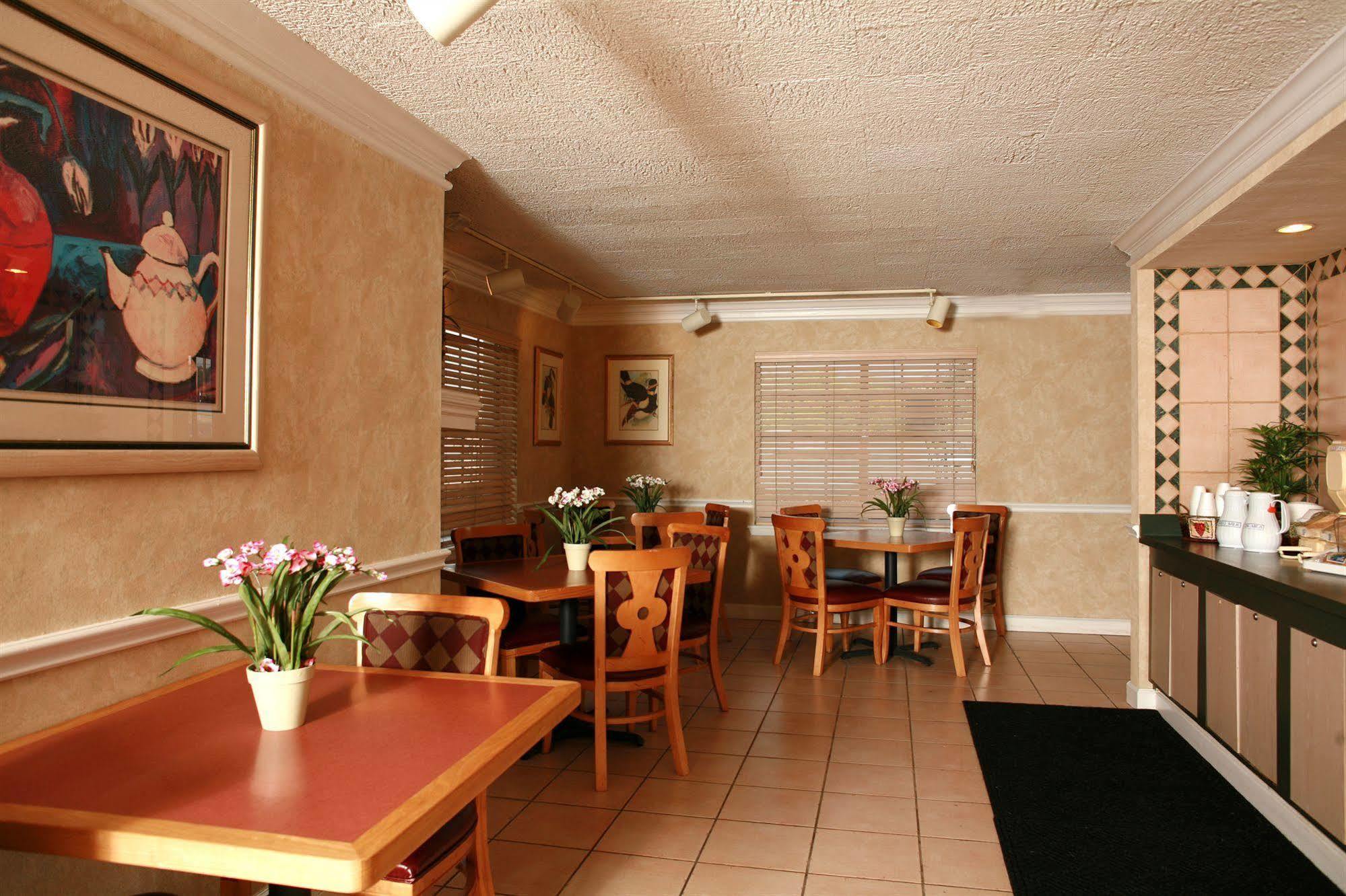 Magnuson Hotel Little Rock South Restaurante foto